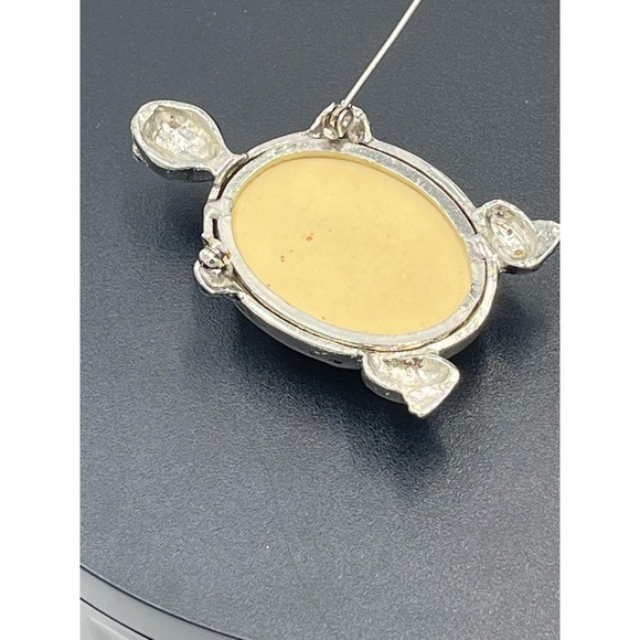 Vintage Turtle Cream Stone Silver Tone Pave Crystals Pin Brooch - Picture 9 of 14